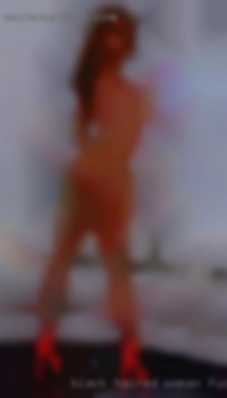 black haired woman fucked by swingers